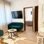 Golden Apartman
